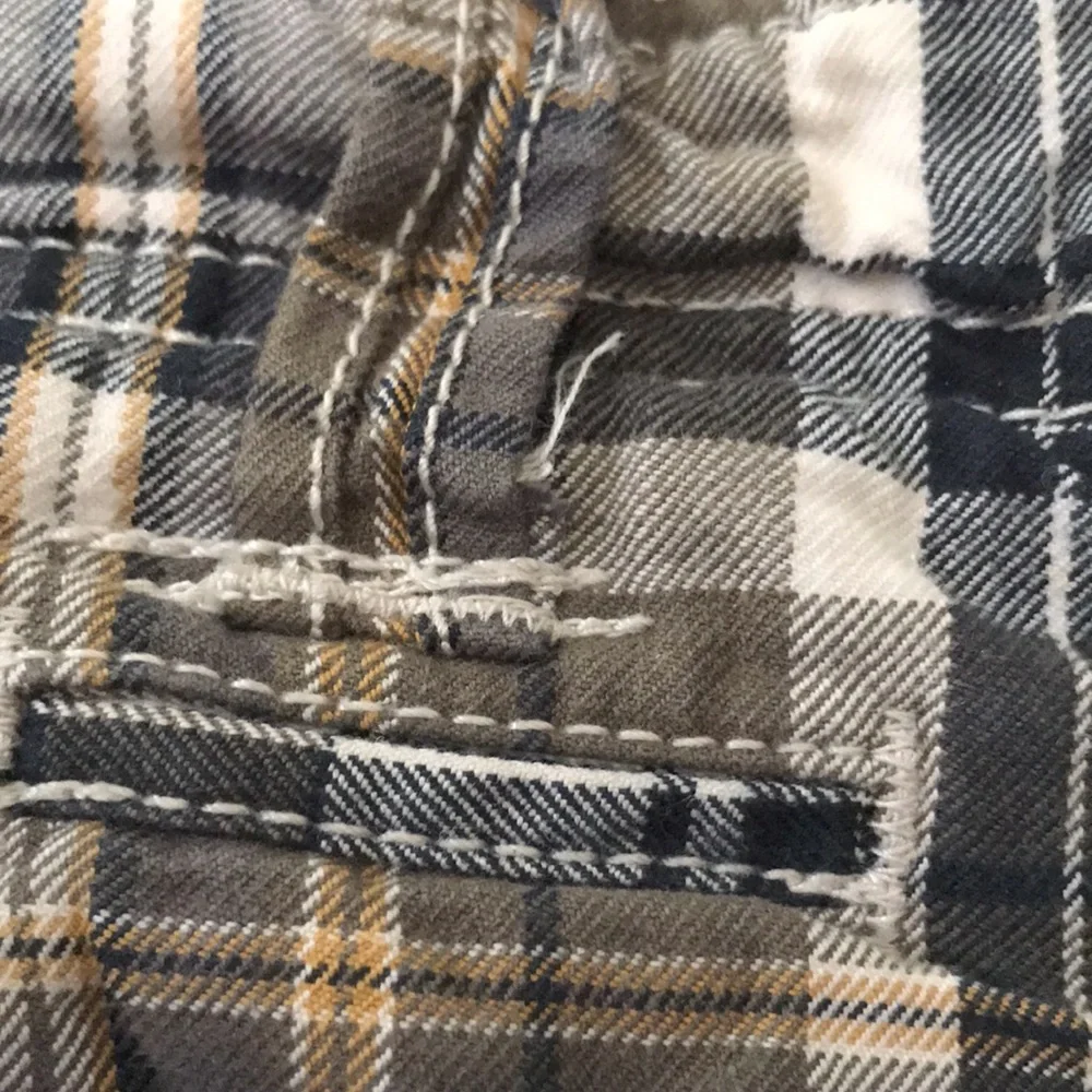 Gap plaid cotton twill 8 slim adjustable waist shorts EUC